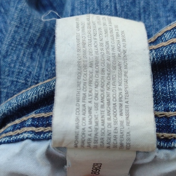 Gloria Vanderbilt Stretch High Waisted Mom Jeans 12 - Picture 10 of 11